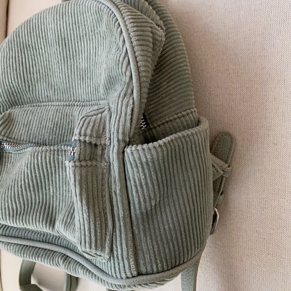 Pocket front corduroy mini backpack - Picture 3 of 10